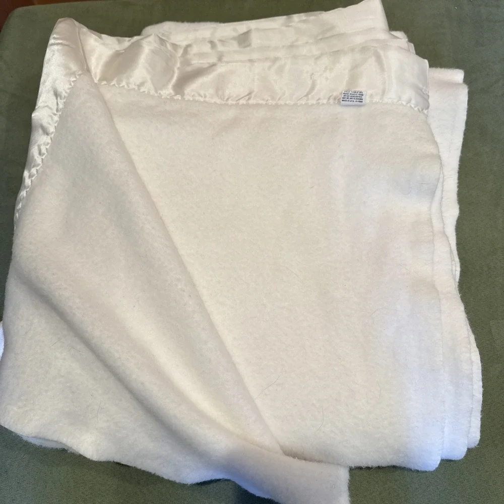 Vintage Acrylic Blanket Twin 66
